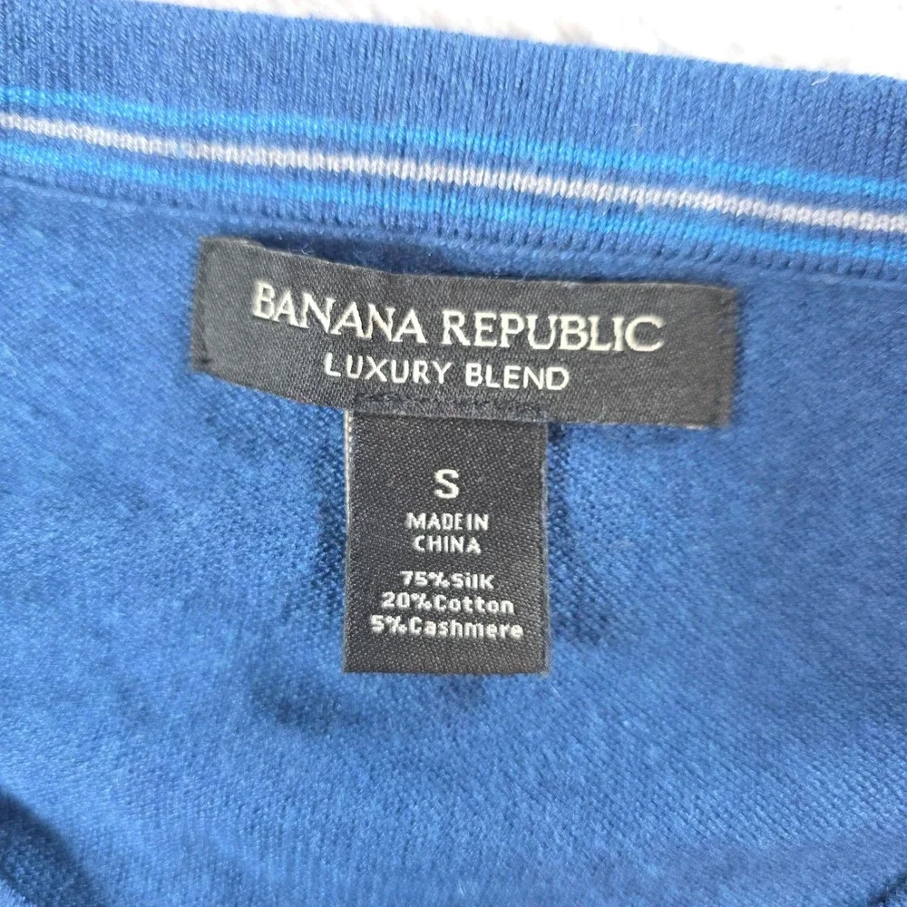 Banana Republic Mens Small Blue V-Neck Sweater Silk Cotton Cashmere Luxury Blend